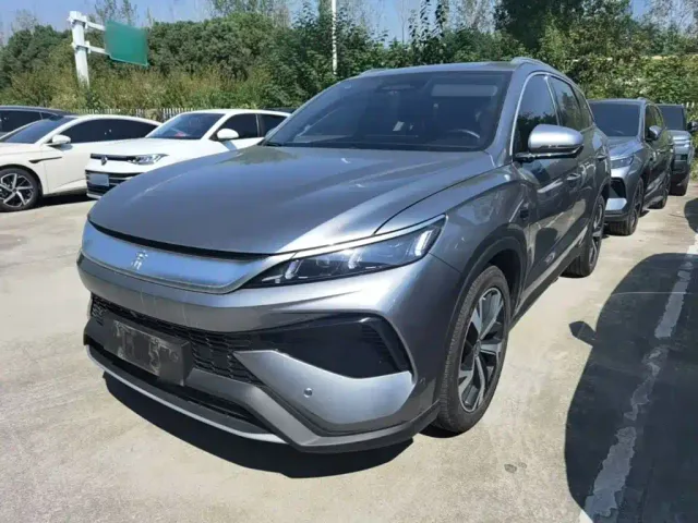 Фотография автомобиля — BYD Song Pro