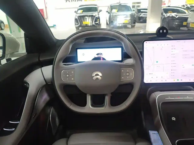 Nio ET5 Touring — Фото автомобиля 10