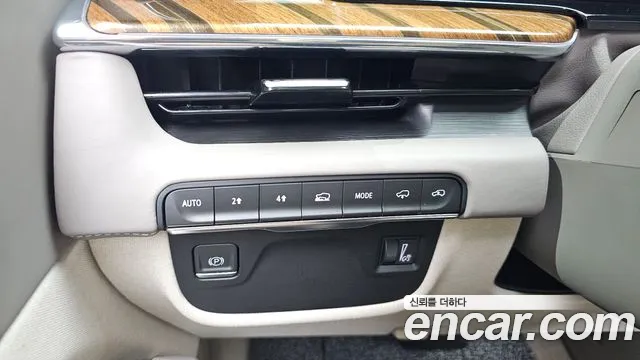 Cadillac Escalade Escalade 5 поколение — Фото автомобиля 24