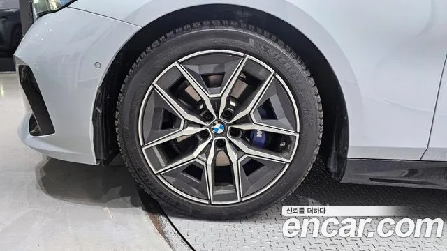 BMW 5-Series — Фото автомобиля 5