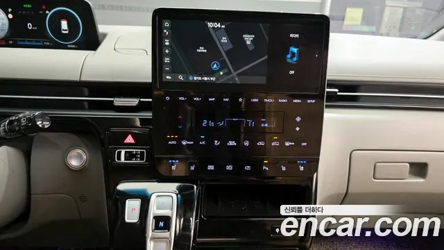 Hyundai Staria Staria 4WD Lounge 7 мест — Фото автомобиля 16