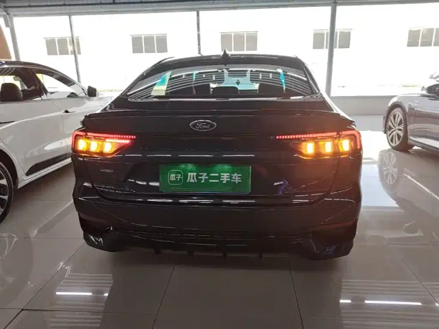Ford Mondeo — Фото автомобиля 5