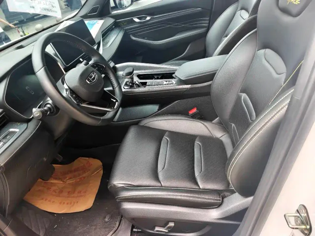 Geely Xingrui — Фото автомобиля 4