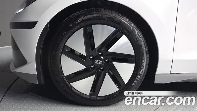 Hyundai Ioniq 6 — Фото автомобиля 5