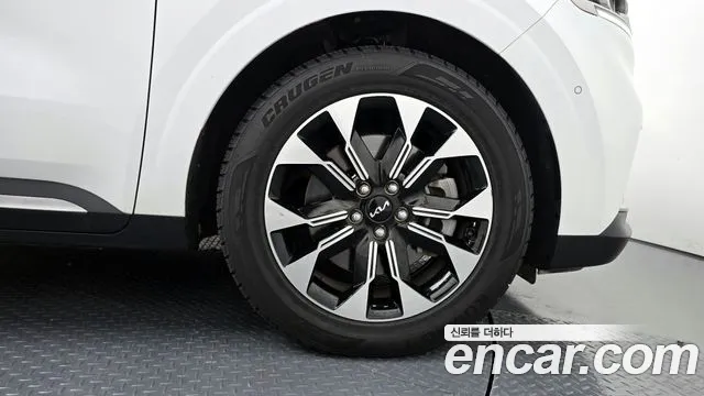 Kia Canival Carnival 4 поколение Дизель 9 мест Signature — Фото автомобиля 16