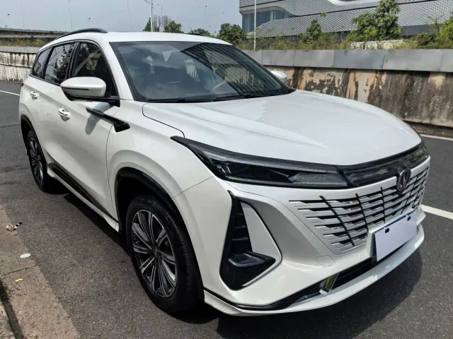 Changan CS75 Plus — Фото автомобиля 2