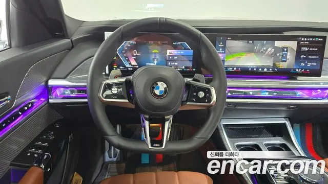 BMW 7-Series 7 серия (G70) 740i xDrive M Sport — Фото автомобиля 12