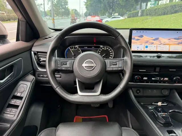 Nissan X-Trail — Фото автомобиля 14