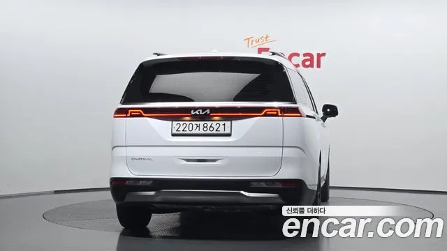 Kia Carnival 4th Gen — Фото автомобиля 4