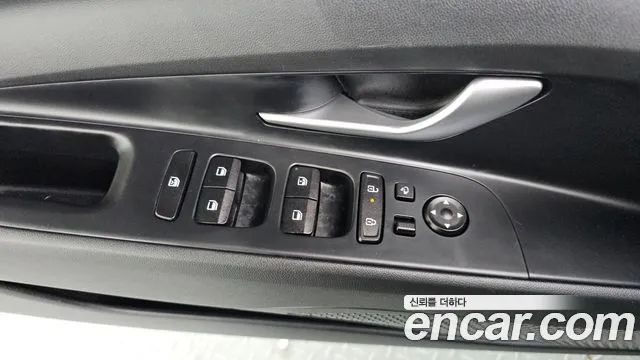 Hyundai Avante CN7 — Фото автомобиля 28
