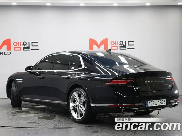 Genesis G90 Бензин 3.5 турбо AWD — Фото автомобиля 3