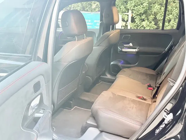 Mercedes-Benz GLB AMG — Фото автомобиля 16