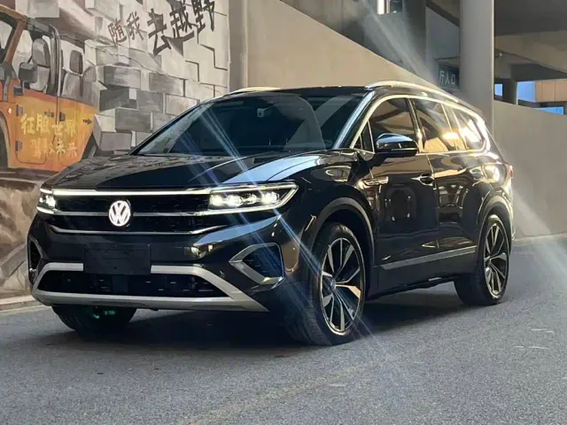 Фотография автомобиля — Volkswagen Talagon