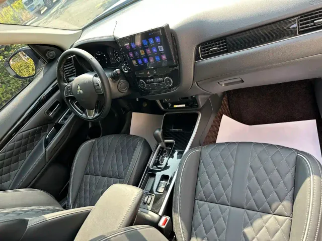 Mitsubishi Outlander — Фото автомобиля 23