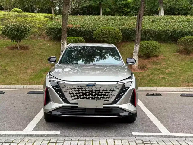 Changan Z6 — Фото автомобиля 2