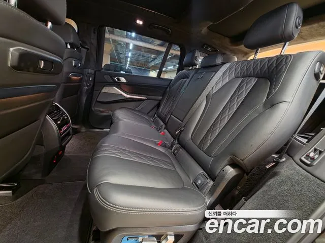 BMW X7 G07 — Фото автомобиля 10