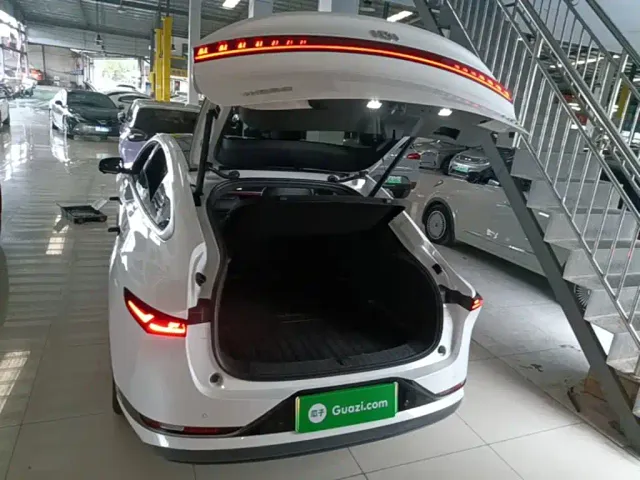 Changan Qiyuan A07 — Фото автомобиля 18