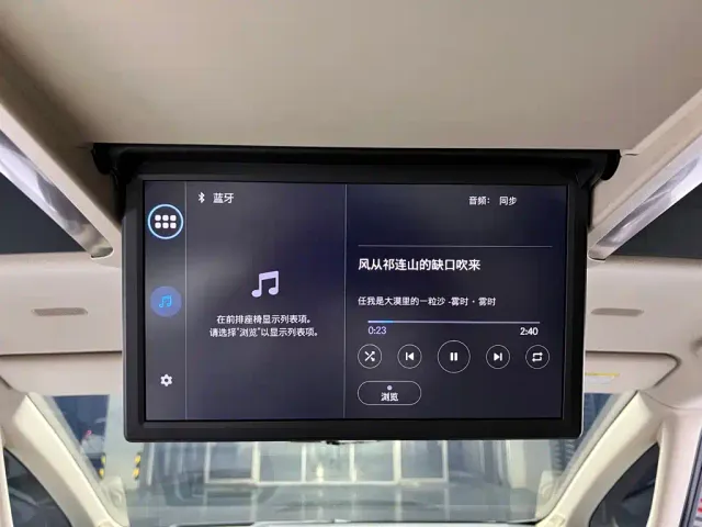 Toyota Alphard — Фото автомобиля 16