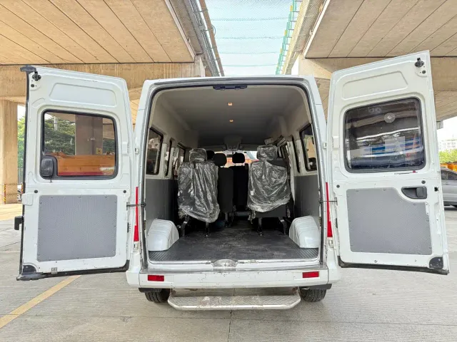 Maxus Xintu V80 — Фото автомобиля 9