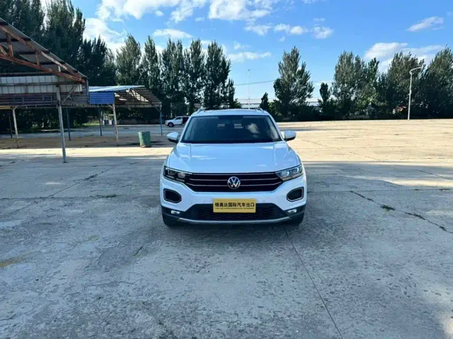 Фотография автомобиля — Volkswagen T-Roc