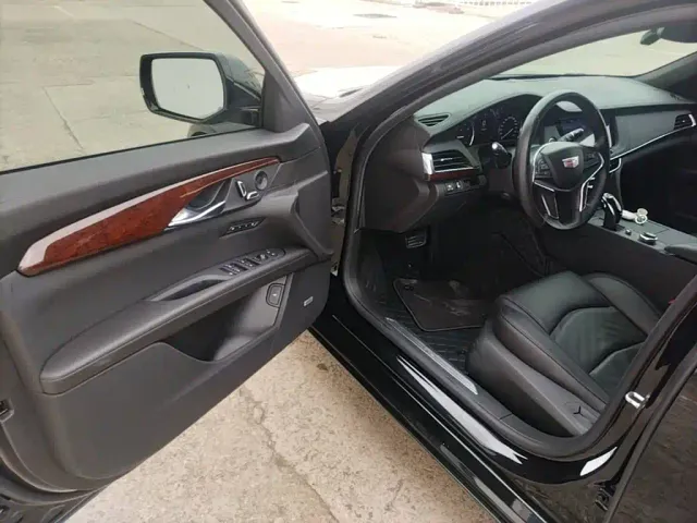 Cadillac CT6 — Фото автомобиля 11
