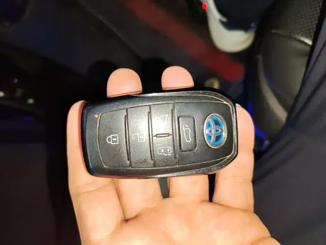 Toyota Sienna — Фото автомобиля 8