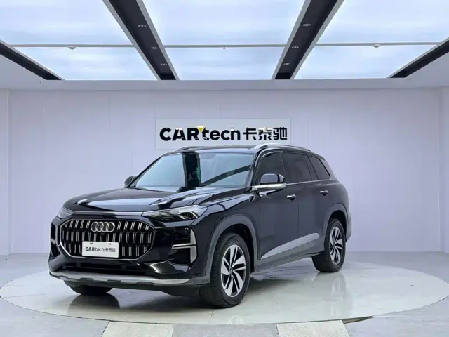 Фотография автомобиля — Audi Q6
