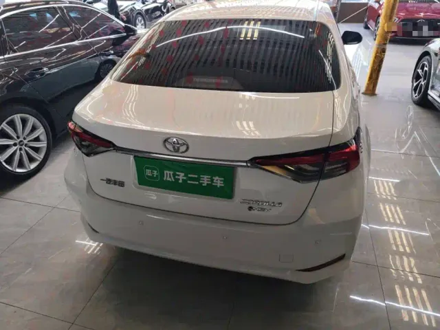 Toyota Corolla — Фото автомобиля 10