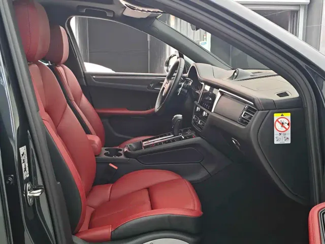 Porsche Macan — Фото автомобиля 11