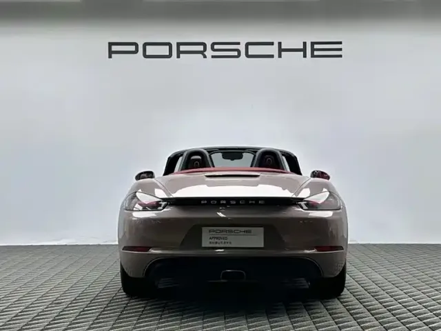 Porsche 718 — Фото автомобиля 5