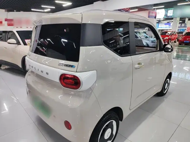 Wuling Hongguang Mini EV — Фото автомобиля 6
