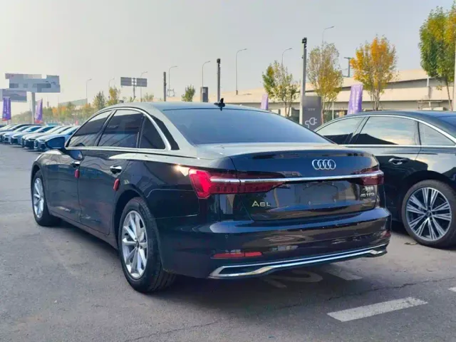 Audi A6L — Фото автомобиля 4