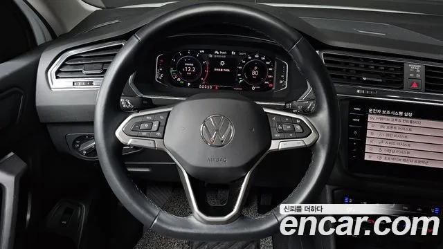 Volkswagen Tiguan — Фото автомобиля 13