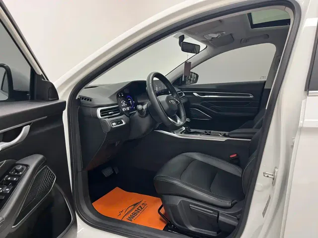 Geely Emgrand 2022 4th Generation 1.5L CVT Premium — Фото автомобиля 8