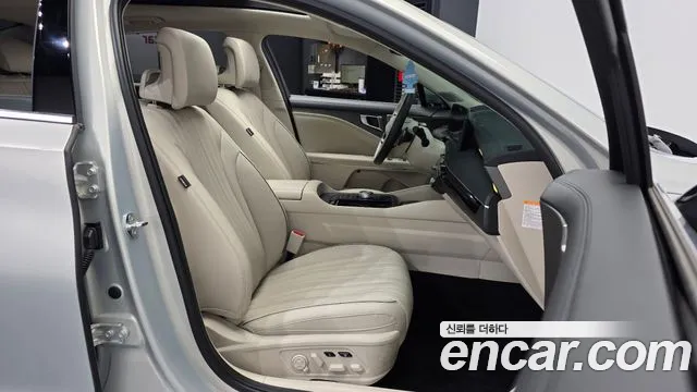 Kia K8 Signature — Фото автомобиля 11
