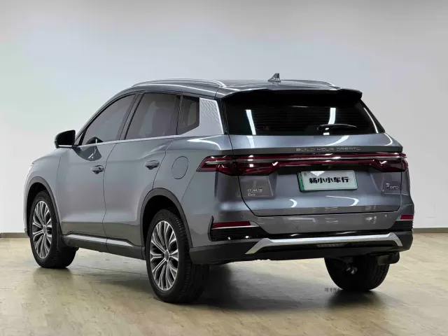 BYD Song Pro — Фото автомобиля 25