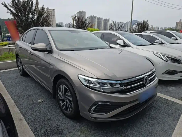 Volkswagen Bora — Фото автомобиля 21