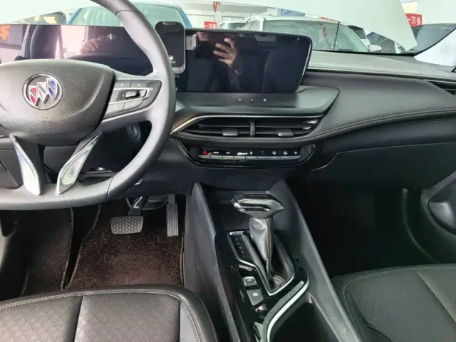 Buick Verano — Фото автомобиля 12