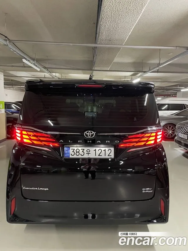 Toyota Alphard 4th Gen — Фото автомобиля 4
