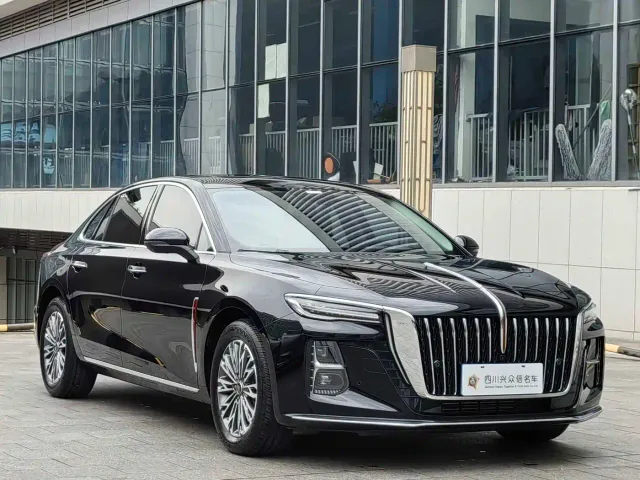 Hongqi H5 — Фото автомобиля 4