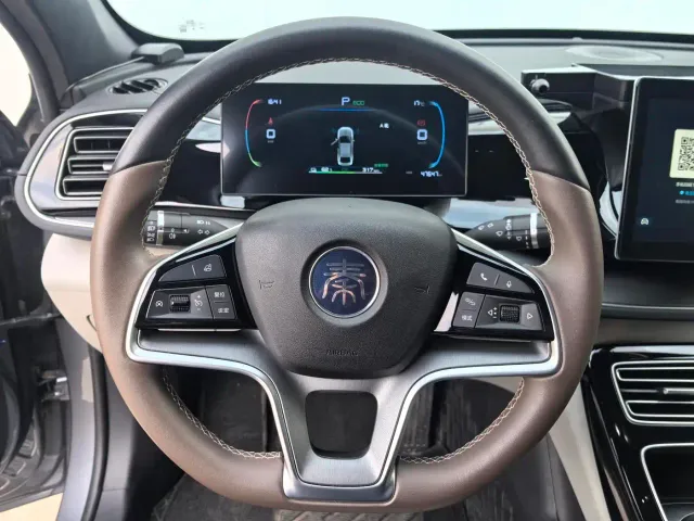 BYD Qin PLUS — Фото автомобиля 8