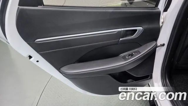 Hyundai Sonata — Фото автомобиля 14