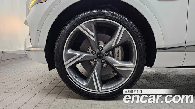 Genesis GV80 — Фото автомобиля 5