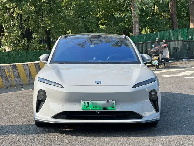 Nio ET5 — Фото автомобиля 2