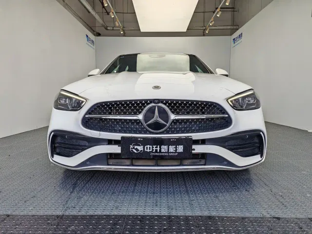 Mercedes-Benz C-Class — Фото автомобиля 2