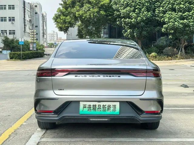 BYD Han — Фото автомобиля 26
