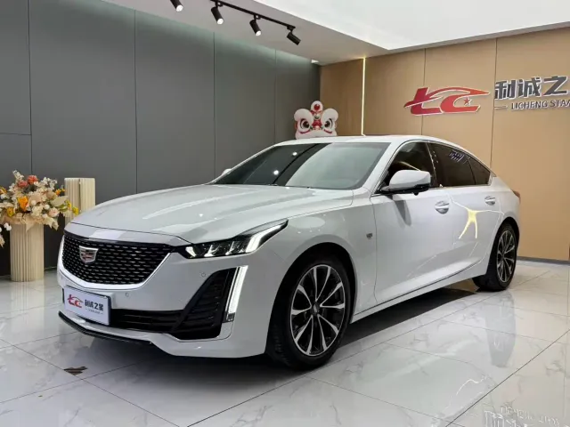 Фотография автомобиля — Cadillac CT5