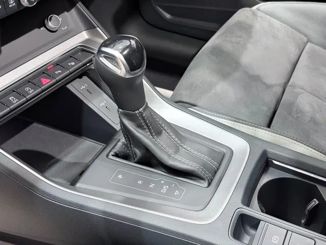 Audi Q3 — Фото автомобиля 16