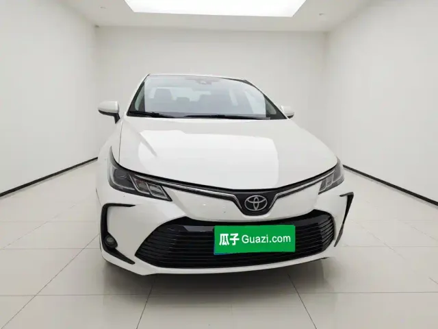 Toyota Corolla — Фото автомобиля 2