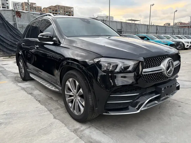 Mercedes-Benz GLE-Class — Фото автомобиля 2